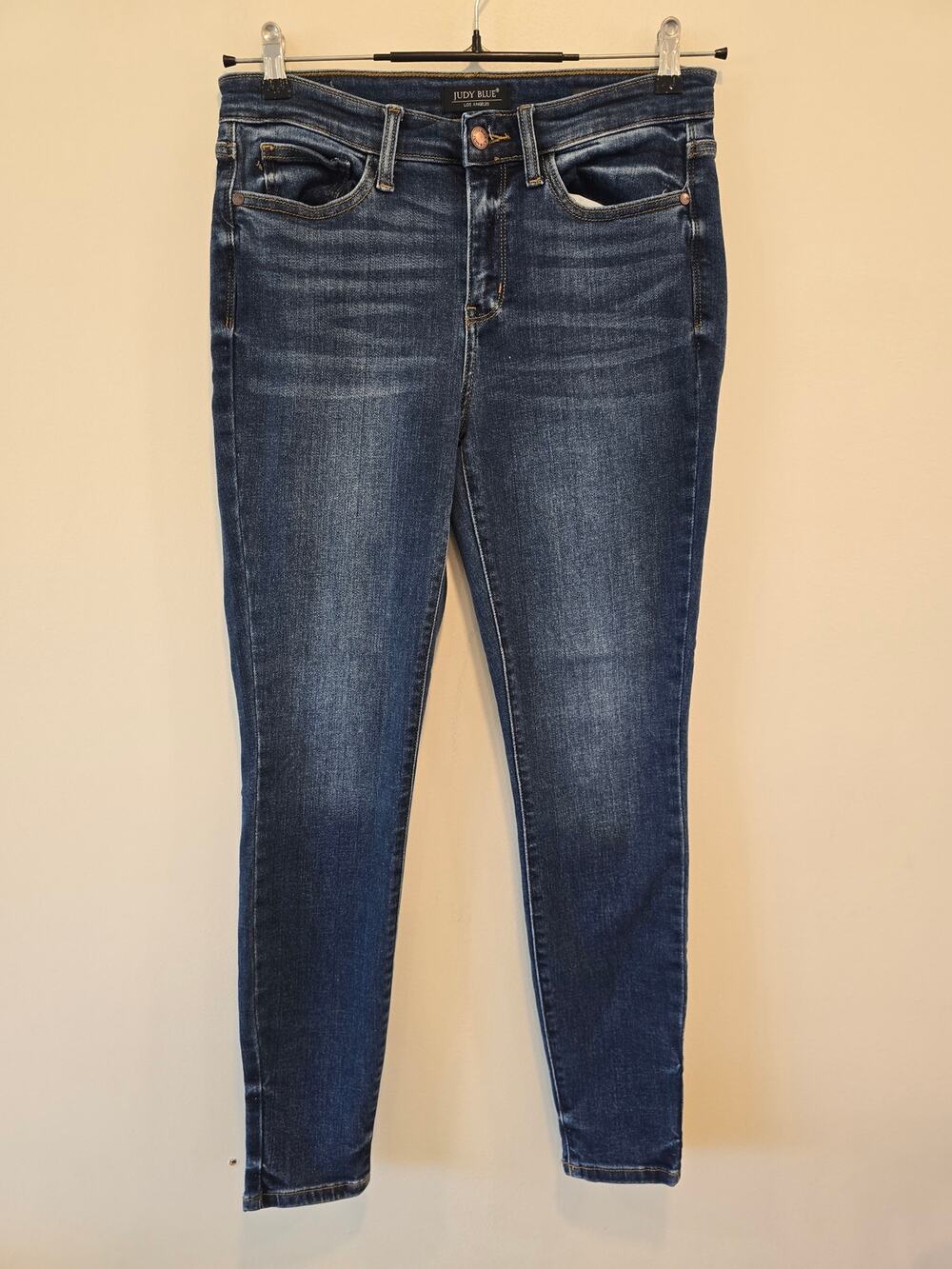Judy Blue size 9 Skinny Fit Jeans